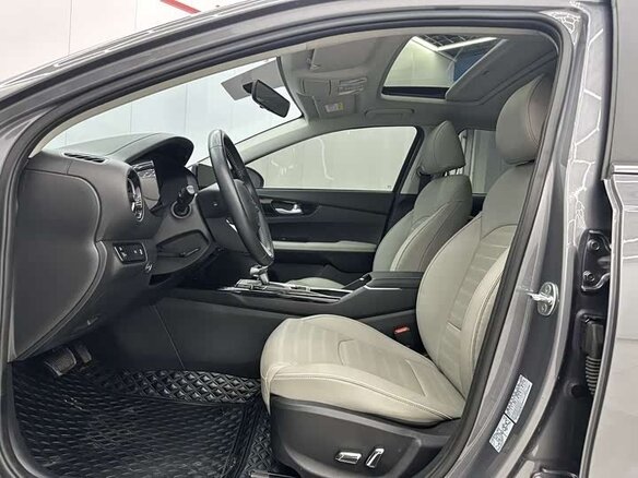2023 Kia K3 II (China Market) Рестайлинг, серый - вид 6