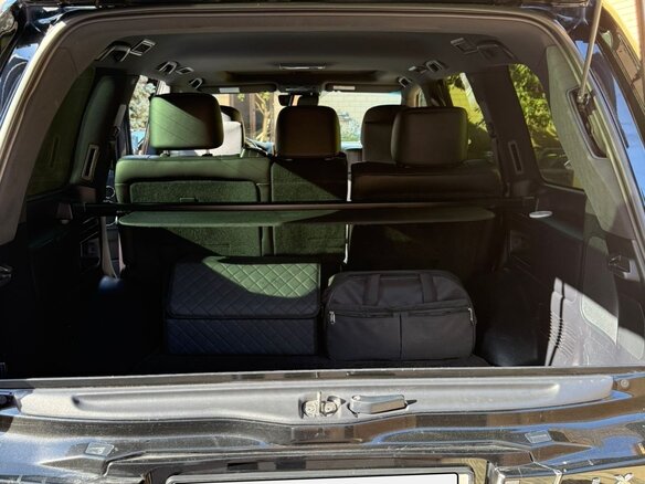 2018 Lexus LX 570 III Рестайлинг 2, чёрный, 7200000 рублей - вид 7