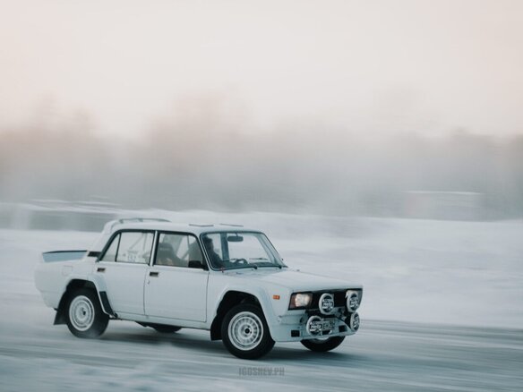 2008 Lada (ВАЗ) 2105, белый, 1500000 рублей - вид 25