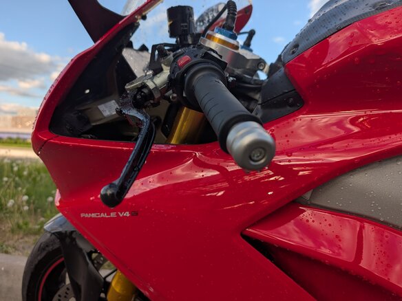 2018 Ducati Panigale V4, красный, 1550000 рублей - вид 5