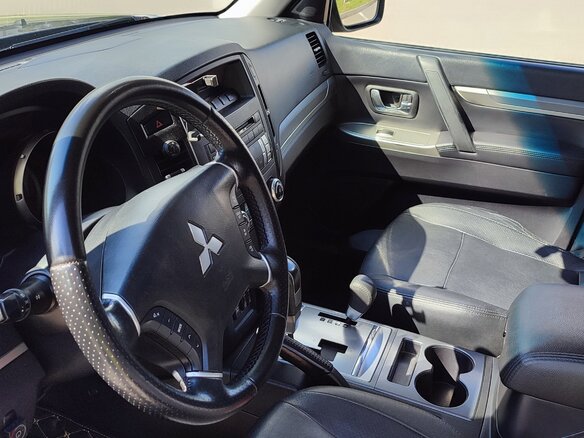 2011 Mitsubishi Pajero IV Рестайлинг 1, коричневый, 1950000 рублей - вид 14