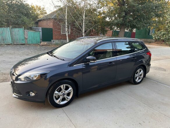 2013 Ford Focus III, серый, 1490000 рублей - вид 5