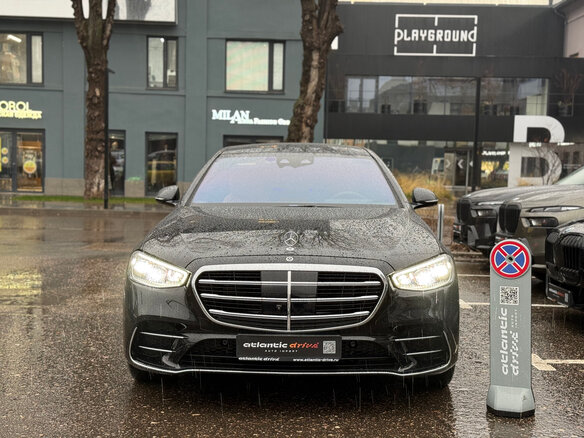 2025 Mercedes-Benz S-Класс 500 Long 4MATIC VII (W223), чёрный, 14090000 рублей - вид 1