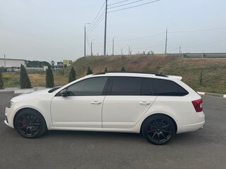 2013 Skoda Octavia RS III, белый, 1850000 рублей, вид 4
