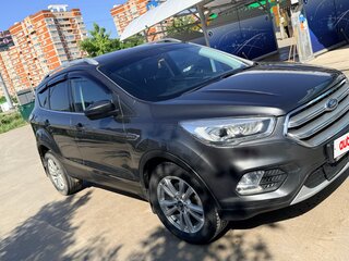 2017 Ford Kuga II Рестайлинг, серый, 1700000 рублей, вид 1