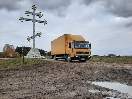 2006 Volvo FL, жёлтый, 2700000 рублей, вид 5