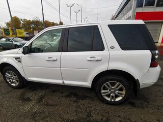 2014 Land Rover Freelander II Рестайлинг 2, белый, 1800000 рублей, вид 4