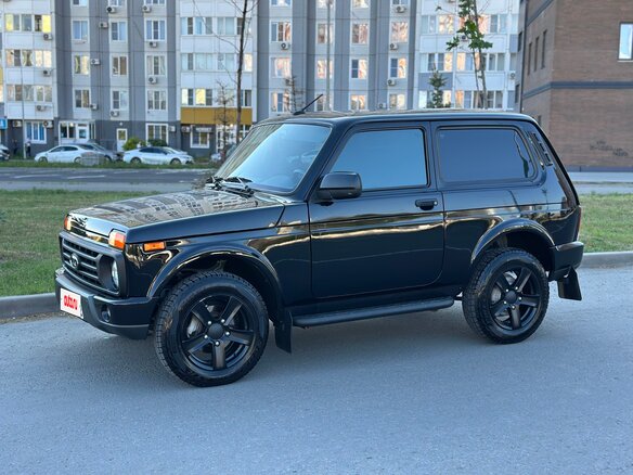 2023 Lada (ВАЗ) Niva Legend I, чёрный, 920000 рублей - вид 3