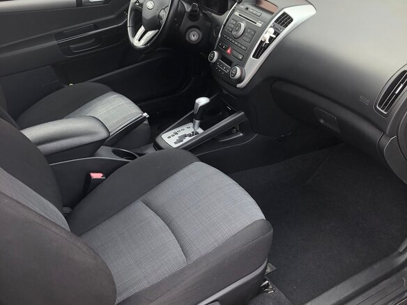 2011 Kia Ceed I Рестайлинг, серый, 630000 рублей - вид 6