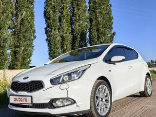 2013 Kia Ceed II, белый, 1090000 рублей, вид 1