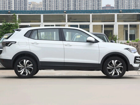 2026 Volkswagen Tharu XR, белый, 1850000 рублей, вид 3