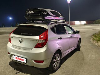 2011 Hyundai Solaris I, серебристый, 550000 рублей, вид 2