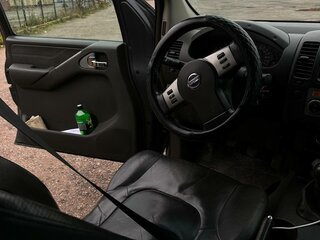 2007 Nissan Navara (Frontier) III (D40), серый, 670000 рублей, вид 4