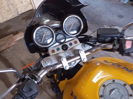 1992 Honda CB 400 Super Four, жёлтый, 245000 рублей, вид 3