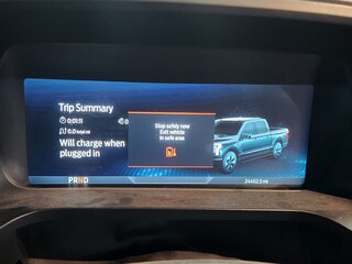 2022 Ford F-150 Lightning Extended Range 131 kWh XIV, пурпурный, 6999999 рублей, вид 5