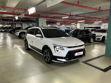 2023 Kia Niro II, белый, 2100000 рублей, вид 1