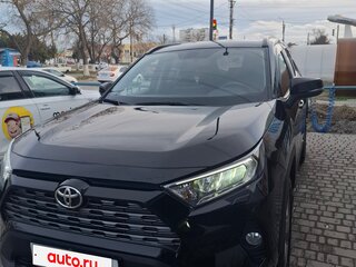 2021 Toyota RAV4 V (XA50), чёрный, 3400000 рублей, вид 1