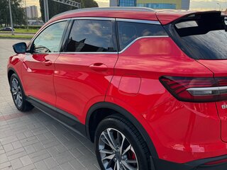 2023 Geely Coolray I, красный, 1870000 рублей, вид 3