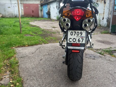 2005 Honda VFR 800, серебристый, 550000 рублей, вид 3