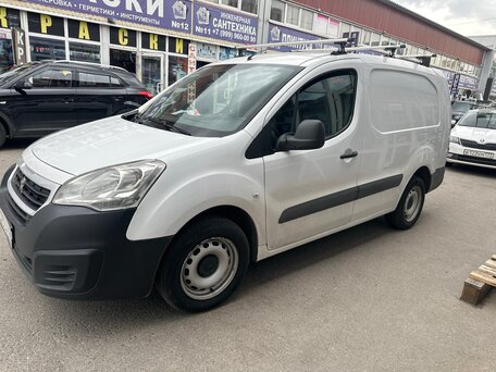 2017 Peugeot Partner, белый, 940000 рублей, вид 4