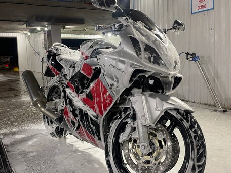 2003 Honda CBR 600F, серебристый, 390000 рублей, вид 4