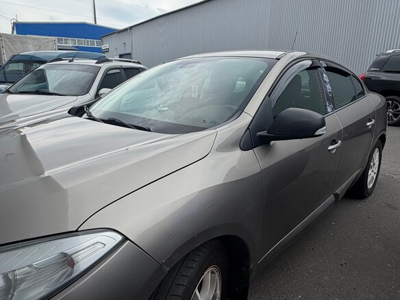 2010 Renault Fluence I, бежевый, 485000 рублей - вид 10