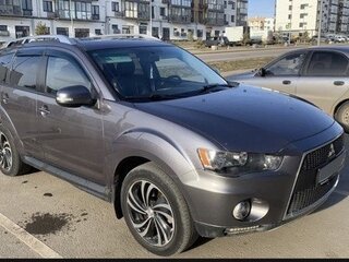2010 Mitsubishi Outlander II Рестайлинг, серый, 1150000 рублей, вид 3