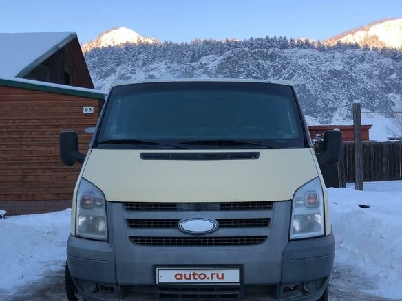 2013 Ford Transit, бежевый, 1300000 рублей - вид 1