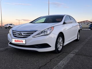 2014 Hyundai Sonata VI (YF), белый, 1450000 рублей, вид 1