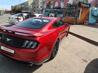 2018 Ford Mustang VI Рестайлинг, пурпурный, 3999000 рублей, вид 4