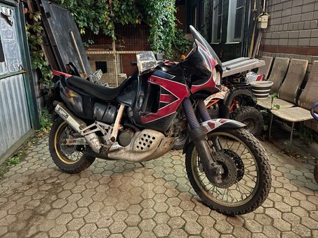 1994 Honda XRV 750 Africa Twin, чёрный, 350000 рублей, вид 1