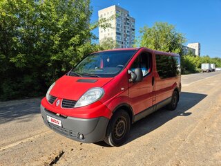 2010 Renault Trafic II Рестайлинг, красный, 1550000 рублей, вид 1