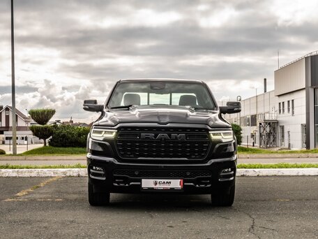 2026 Ram 1500 Crew Cab V Рестайлинг, чёрный, 9470000 рублей, вид 2