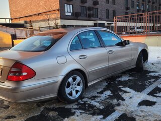 2004 Mercedes-Benz E-Класс 240 III (W211, S211), золотистый, 770000 рублей, вид 3