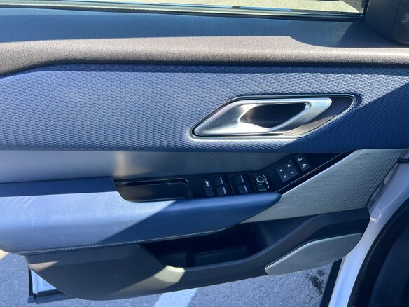 2021 Land Rover Range Rover Velar I, белый, 4100000 рублей - вид 8