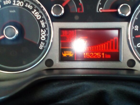 2011 Fiat Linea, серый, 380000 рублей - вид 8