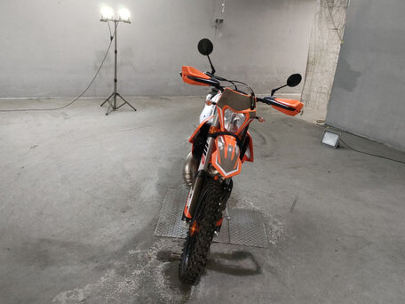 2020 KTM 300 EXC, оранжевый, 800000 рублей, вид 3