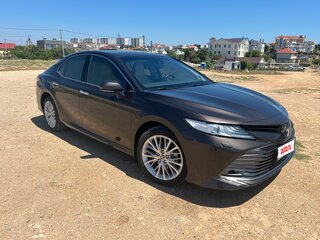 2020 Toyota Camry VIII (XV70), коричневый, 3333000 рублей, вид 1