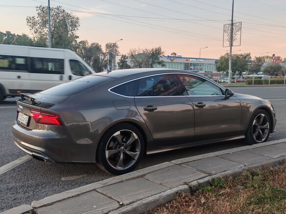 2013 Audi A7 S-tronic I (4G), серый, 2450000 рублей - вид 29
