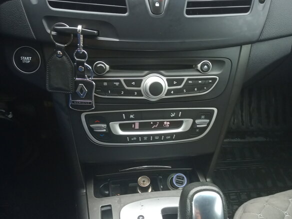 2010 Renault Latitude I, чёрный, 670000 рублей - вид 10