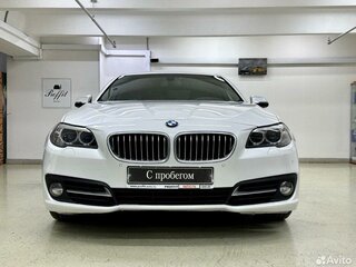 2016 BMW 5 серии 520d VI (F10/F11/F07) Рестайлинг, белый, 2300000 рублей, вид 3