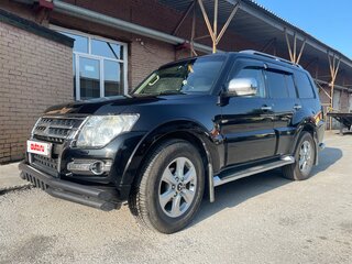 2010 Mitsubishi Pajero IV, чёрный, 2400000 рублей, вид 2
