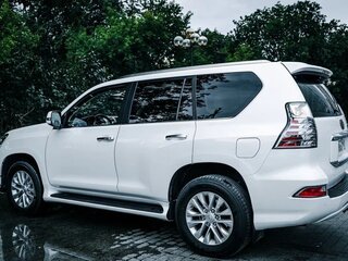 2019 Lexus GX 460 II Рестайлинг 2, белый, 6400000 рублей, вид 5