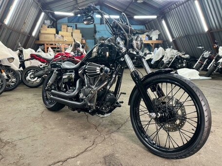 2010 Harley-Davidson Dyna Wide Glide, чёрный, 890000 рублей, вид 1