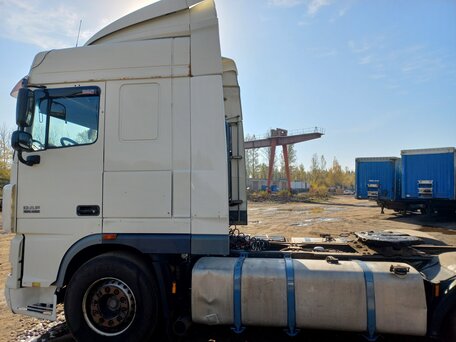 2010 DAF XF 105, белый, 2700000 рублей, вид 4