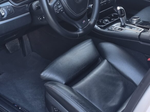 2013 BMW 5 серии 520i VI (F10/F11/F07) Рестайлинг, белый, 2150000 рублей - вид 2