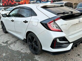 2020 Honda Civic X Рестайлинг, белый, 2800000 рублей, вид 4
