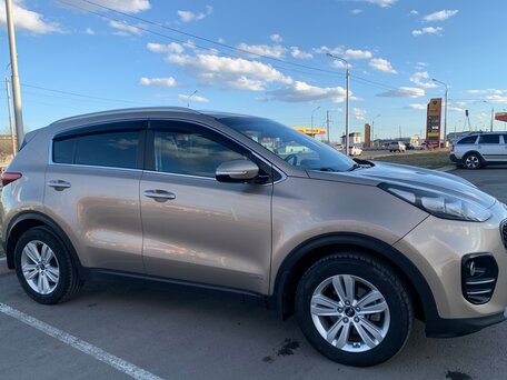 2016 Kia Sportage IV, коричневый, 1900000 рублей, вид 4