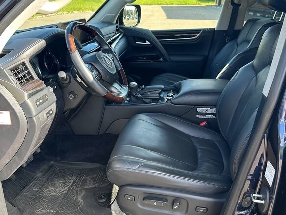 2016 Lexus LX 450d III Рестайлинг 2, синий, 7700000 рублей - вид 11