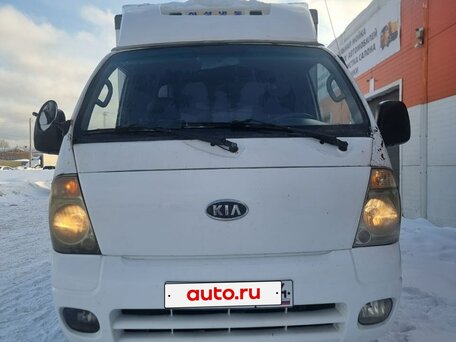 2010 Kia Bongo, белый, 550000 рублей, вид 1